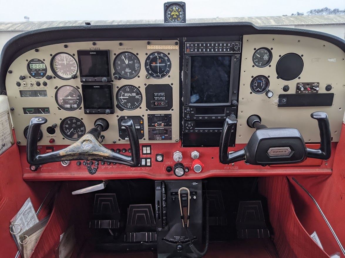 Cessna 172N Superhawk N734BN - 3